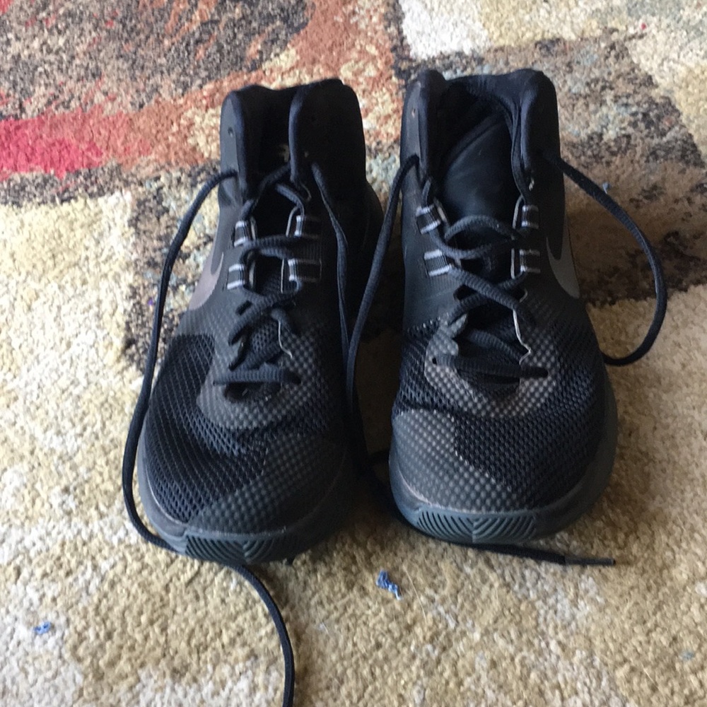 AIR Precision NIKE basketball shoes